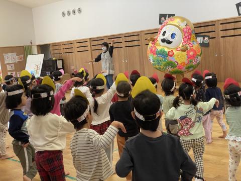 スワトン保育園小唄発表会